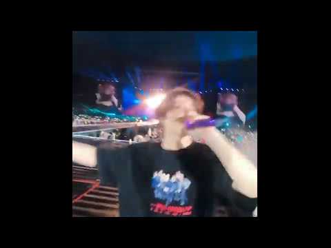 190714 BTS V Twitter update "못본아미분들은 하트받아가시오~ 😎읏챠~~ ❤️"