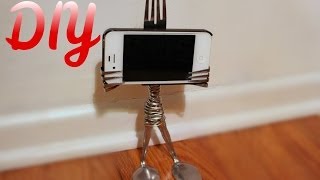 DIY Fork iPhone Stand (Gift Idea) -HowToByJordan