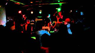 FOR THE FALLEN DREAMS - mosh scene "Hopeless" Breakdown