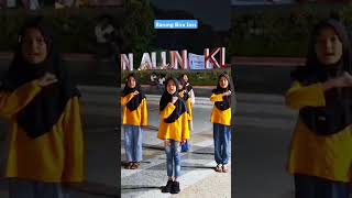 Download lagu Barung Biru Joss #viral #pramuka #yelyel #yelyelterbaik #fyp #shorts mp3 Download lagu Barung Biru Joss #viral #pramuka #yelyel #yelyelterbaik #fyp #shorts mp3