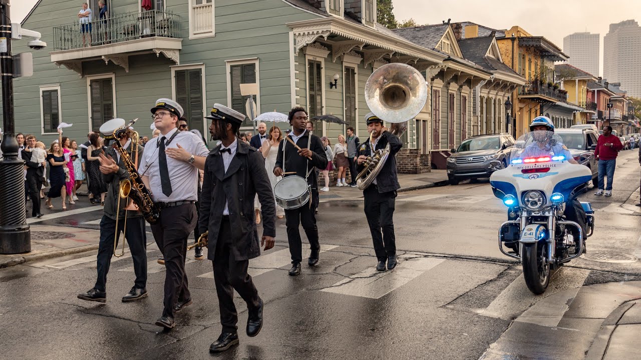 Promotional video thumbnail 1 for Brasshearts Brass Band