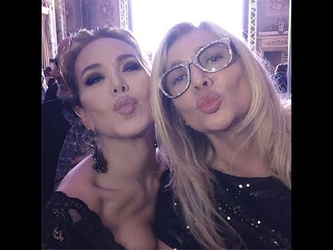 Barbara D'Urso non è in competizione con Mara Venier: 'E' lei la regina, ci telefoniamo spesso e...'