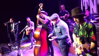 Clan Farsante - "El Hombre de Negro"  Vivo en "TNT ROCK NIGHT" Rosario