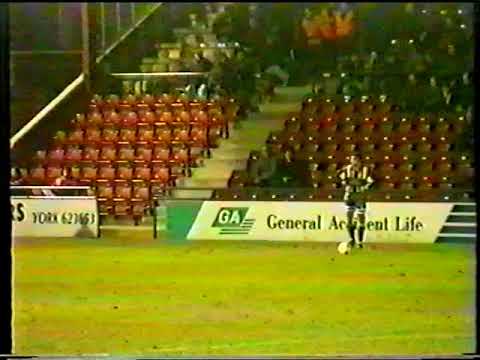 York City 0 V Carlisle United 2 Tuesday 4th February 1997 Auto windscreens Shield