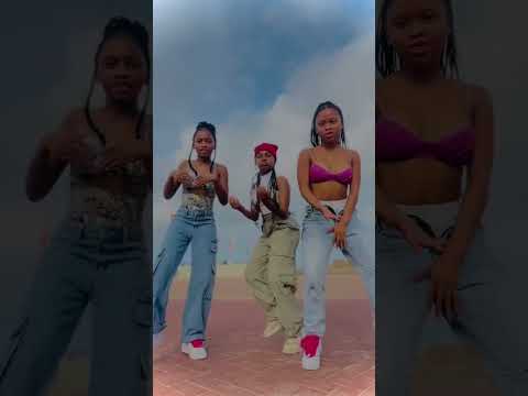 Amantombazane the girls dance challenge #sasenathistudios #dance #dancevideo