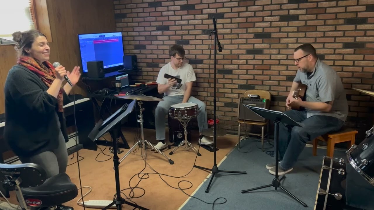 Promotional video thumbnail 2 for Dan Stevens Guitarist