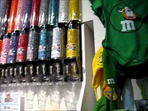 Vlogmas 17, 2011-Surprise!