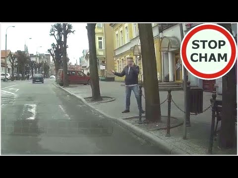 Wchodzący pieszy niewchodzący