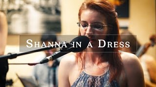 Shanna in a Dress // Robot (Live @ the Laughing Goat)