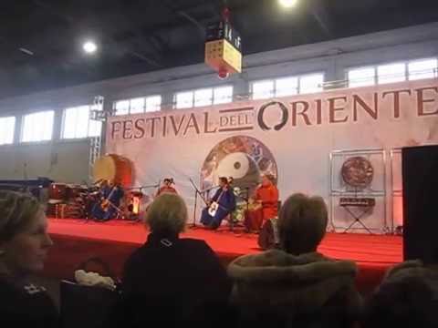 Padova. 11 dicembre 2016. Festival dell'Oriente. Gruppo della Mongolia.