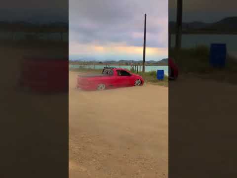 SAVEIRO REBAIXADA FAZENDO DRIFT #shorts