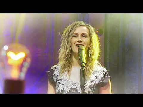 SAULRIETA ASARA / Vēja Runa