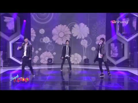 Simply K-Pop - ♬ Airplane(에어플레인) -So Pretty(예쁘다) [Simply K-Pop]