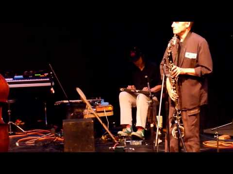 Blake-Plock, Deacon, Reet Meate, Kataoka, Koch at High Zero 2010 Part3