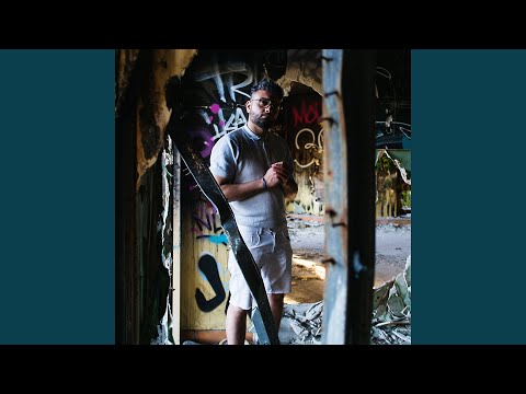 Ellis Island (feat. Bas Santiago)