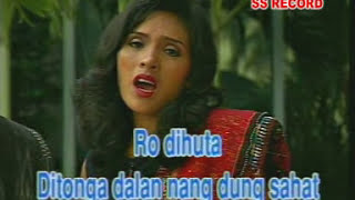 Download lagu Charles Simbolon & Juli Manurung -  Borhat Ma Dainang & Sinanggar Tullo mp3