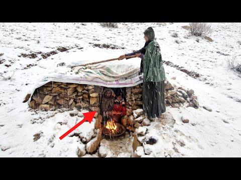 Winter Camping: A Widow and Her Daughters Fighting the Mountain Cold"
