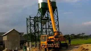 preview picture of video 'Batching Plant Concrete Ready Mix Construction - Purwodadi Grobogan'