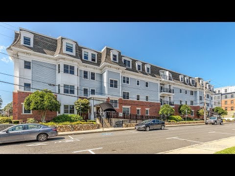 16 Willow St, Unit 101, Melrose MA - Mary Sexton - Tel 781-910-5200