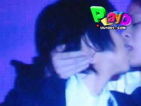 HeeChul & Sungmin Kiss