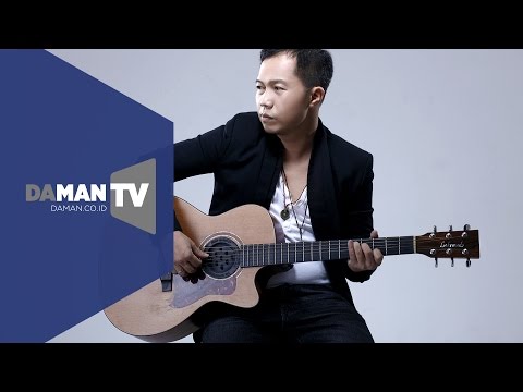 Sandhy Sondoro Sings His Latest Hit “Tentang Perasaanmu”