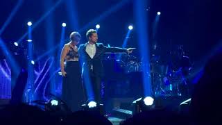 David Bisbal y Chenoa escondidos en el reencuentro