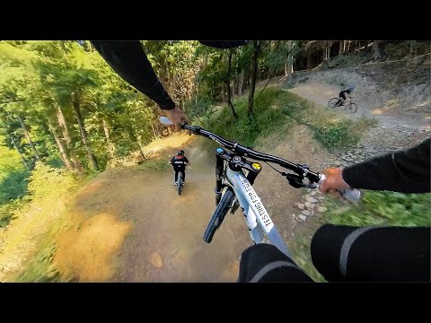 FIRST RIDE ON MY DOWNHILL BIKE AT THE SICKEST FREERIDE TRACKS!!