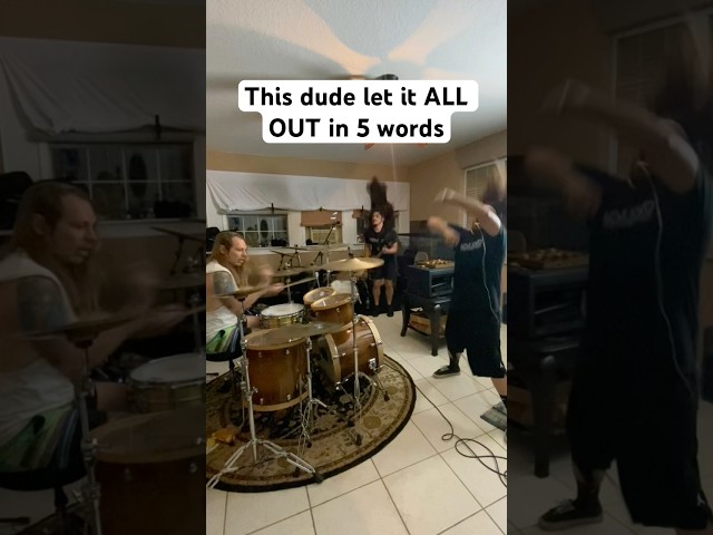 Vídeo relacionado con Heavy Metal Cats y Death Metal Music Metalhead Rock Guitarra Sudadera