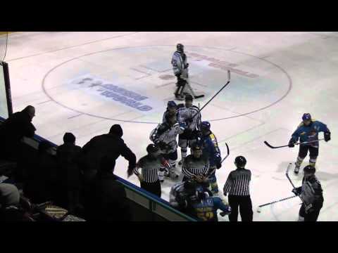 Erding Gladiators vs. EC Pfaffenhofen Kampfeinlage