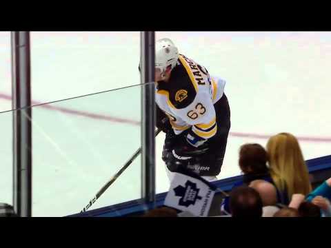 Boston Bruins @ Toronto Maple Leafs - Highlights 2/2/2013