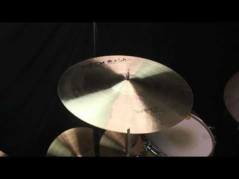 Istanbul Agop 19" Traditional Dark Crash - 1638g