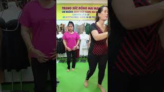 Khoảnh khắc nổi bật từ 1:54:04 đến 1:59:02 trong TRANG SỨC ĐỒNG MAI MAI đang phát trực tiếp!