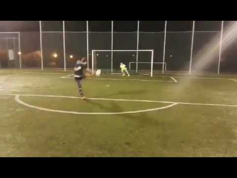 Pięknie wykonany rzut karny # trening UKS KOMORÓW