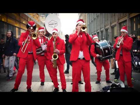 Brass2Go - Christmas Moments - The Marching Band