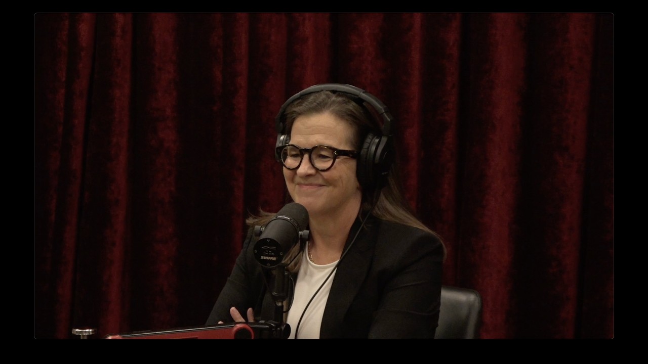 Joe Rogan Experience #2534 - Annie Jacobsen