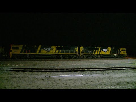2KS1 SSR Grain Train With SSR102 & SSR101 At Midnight - PoathTV Australian Railways