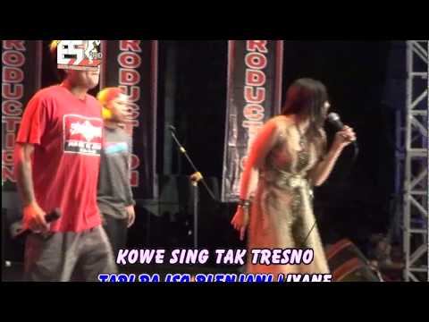 Yeyen Vivia feat. Stress Royal - Janji Tresno | Dangdut (Official Music Video)
