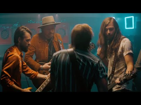 A Thousand Horses - Livin' My Best Life (Official Video)