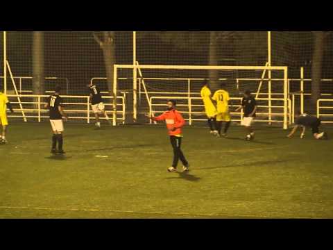 Fútbol 7 Bravo.  Tercera GI Jornada 10.  Los Criaturas 5 - 2 Trikini'03