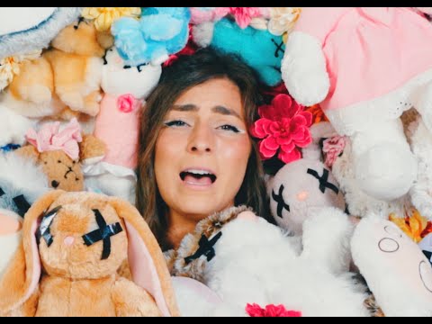 Emilee Moore - When It Kills Me (Official Music Video)