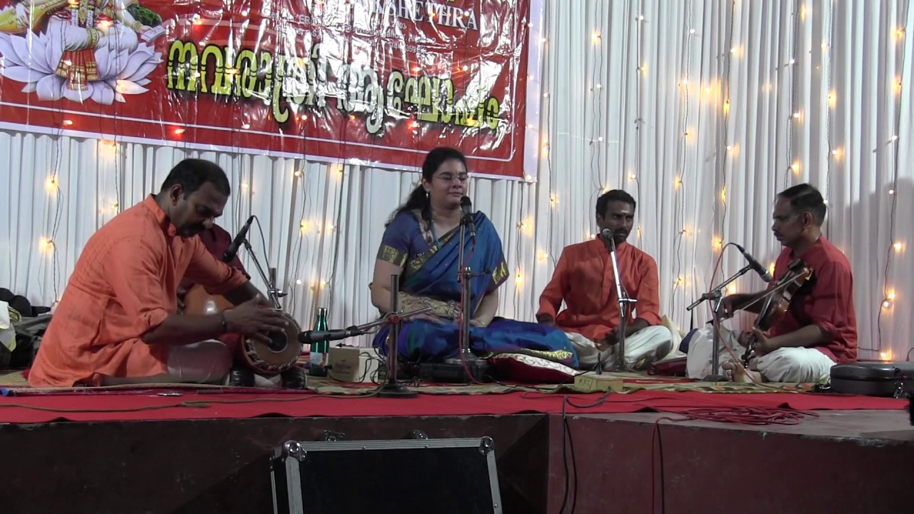 Amrutha Venkatesh - Sri Saraswathi - Arabhi - Mutthuswamy Dikshitar