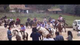 preview picture of video 'CAVALGADA EM SÃO JOSÉ DOS PINHAIS - PR DIA 05-08-2012'