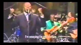 PAPA WEMBA CHANTE « ESCLAVE »