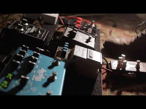 Guitar Corner by The Mika Mika Music // A Homestudio Rock Video