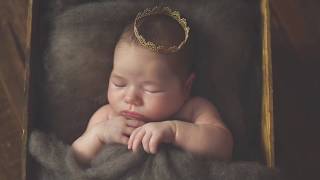 Newborn Photo Session VIDEO (Behind the scenes)