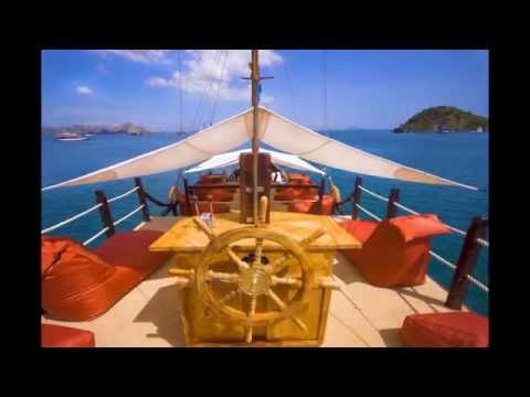Wunderpus Liveaboard: The Boat