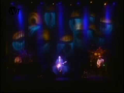 download lagu mp3 mp4 King Crimson Dinosaur, download lagu King Crimson Dinosaur gratis, unduh video klip King Crimson Dinosaur