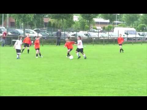 Jannis szene gegen Liemke - Freundschaftsspiel U10