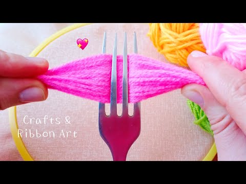 It's so Cute 🌺🌟 Super Easy Woolen Flower Craft Idea with Fork- Hand Embroidery Amazing Flower Design