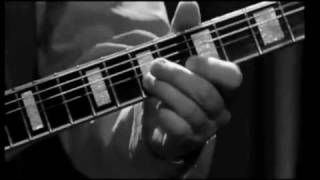 Takin&#39; The Train - The Saw Doctors (Official Video)